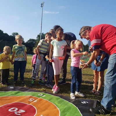 Piknik rodzinny Wspólne Wakacje na Wzgórzu Wolności - piękna pogoda i świetna zabawa